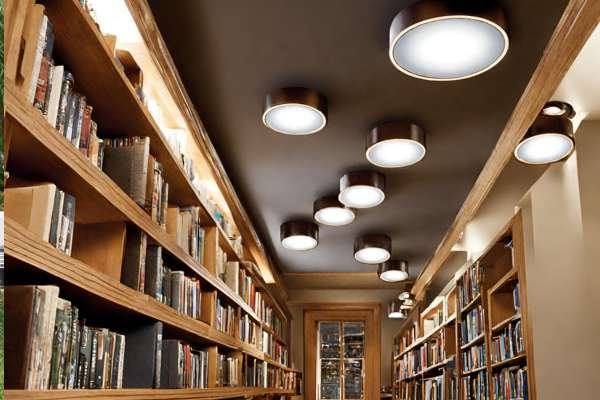 Puck Lights bookshelf lighting ideas
