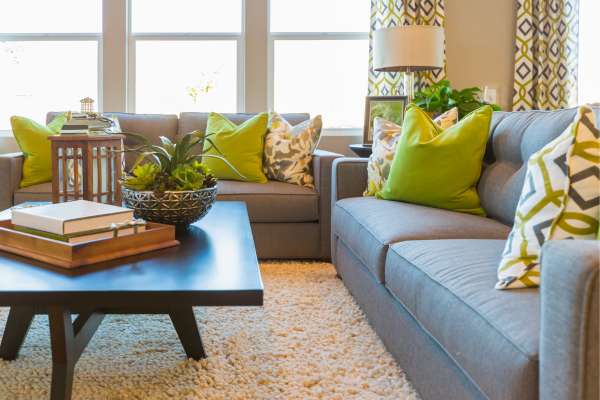Evaluating The Ease Of Cleaning And Maintenance For Different Coffee Table Colors