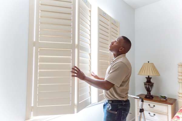 Choosing the Right Window Treatments to Block Out Light