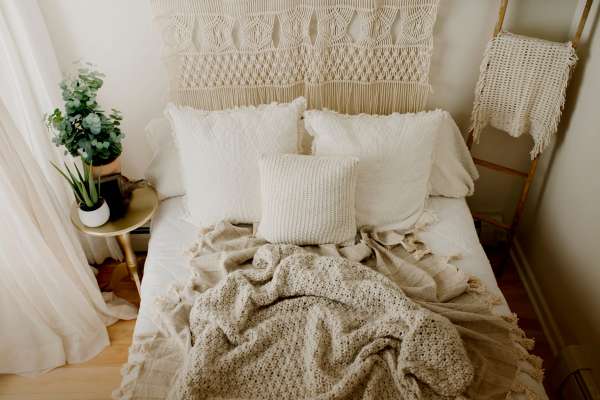 Layering Bedding for Different Seasons