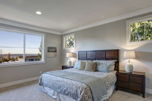 Assessing the Size and Lighting of Your Bedroom